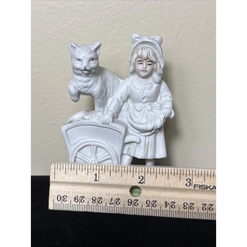 ANTIQUE GERMAN? BISQUE PORCELAIN FIGURINE‎ Bud Vase - Girl with Wagon & Cat!